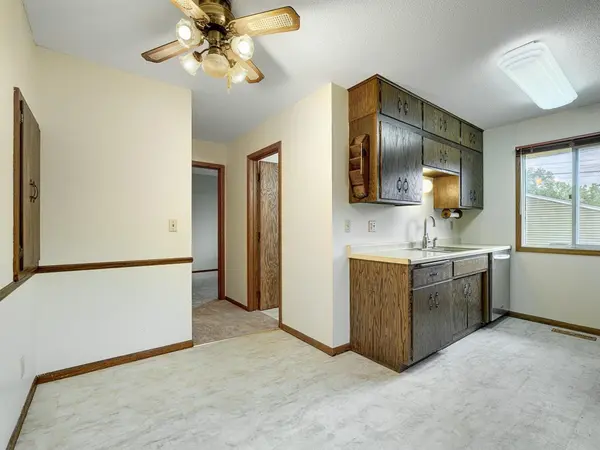 1625 Mclean AVE, Saint Paul, MN 55106