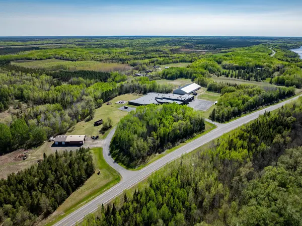 8560 State Highway 11 SE, Baudette, MN 56623