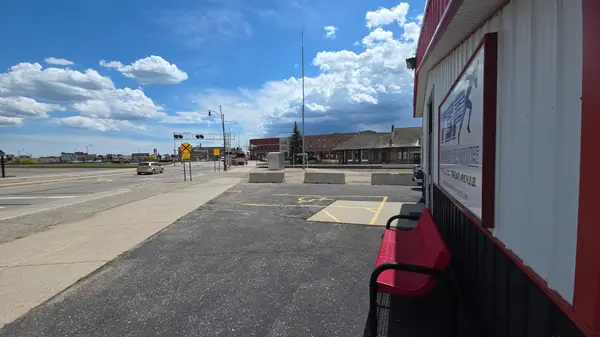 600 N Washington AVE, Detroit Lakes, MN 56501