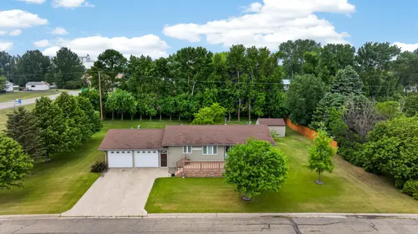 101 Grant ST, Finley, ND 58230