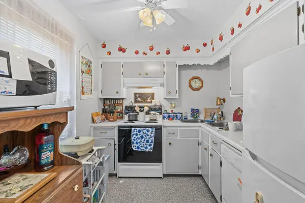 2730 Dale ST N #D115, Roseville, MN 55113