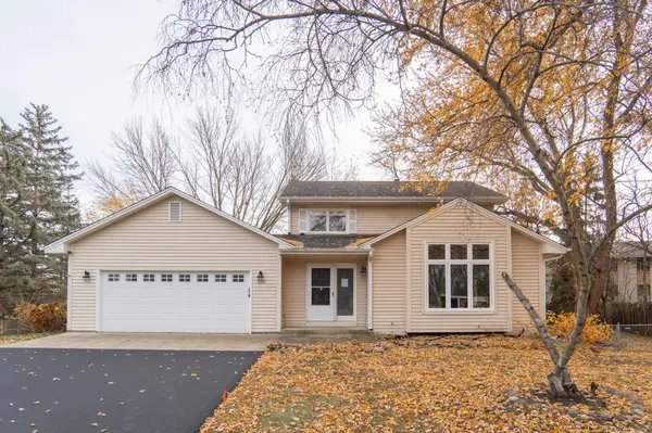 5245 Clayton DR, Maple Plain, MN 55359