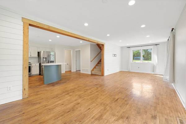 2761 90th ST NE, Monticello, MN 55362