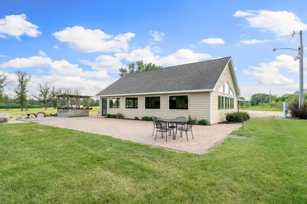 3700 11th PL NE, Austin, MN 55912