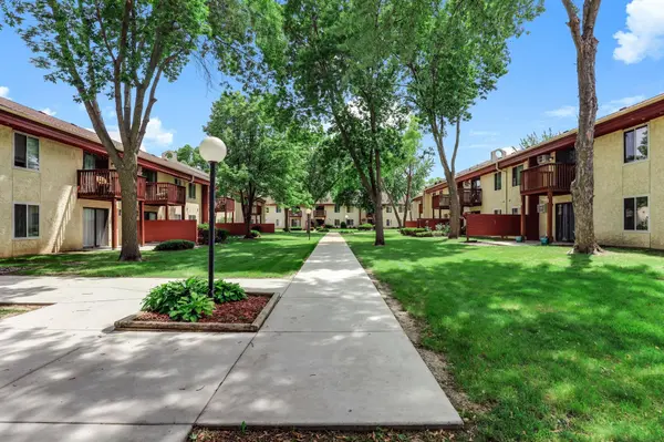 157 Mindy LN #34, Montrose, MN 55363
