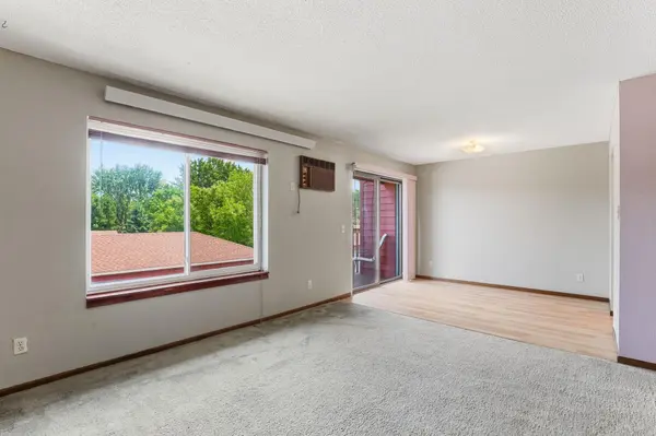 157 Mindy LN #34, Montrose, MN 55363