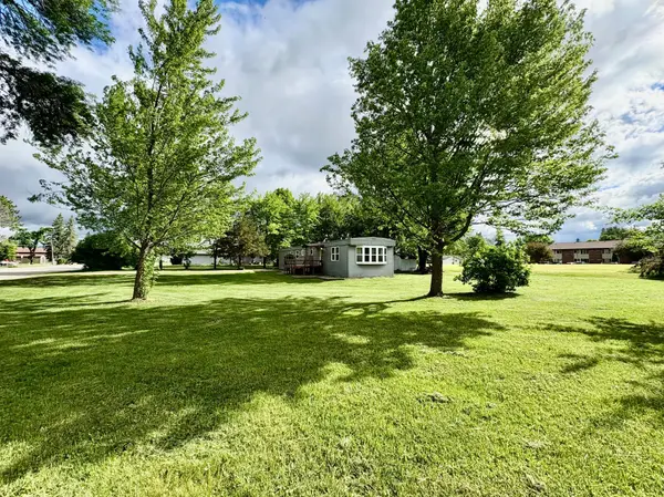 210 3rd AVE SW, Baudette, MN 56623
