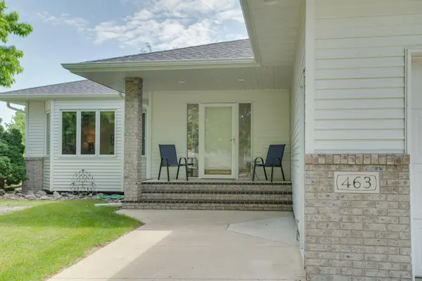 463 42nd AVE S, Moorhead, MN 56560