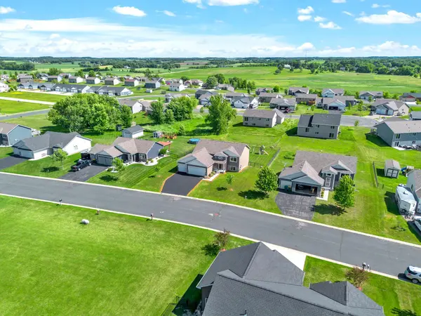 1008 Mulberry AVE NE, Montgomery, MN 56069