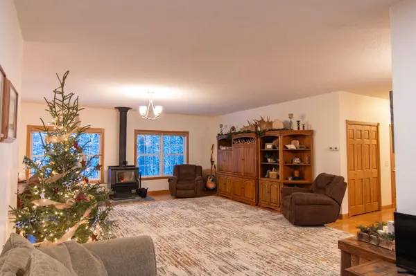 1923 State Highway 11 SE, Baudette, MN 56623
