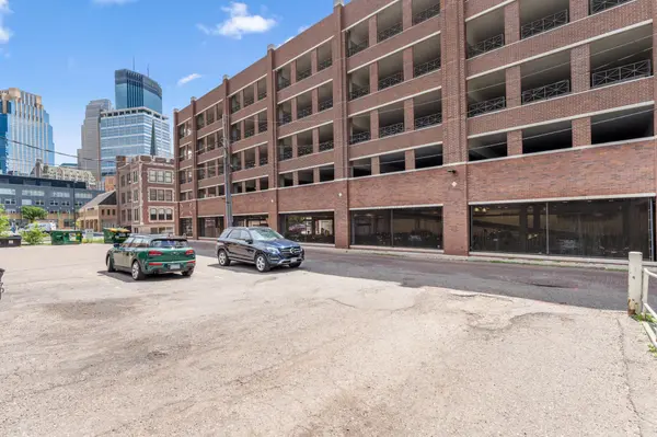 1111 Hennepin AVE, Minneapolis, MN 55403