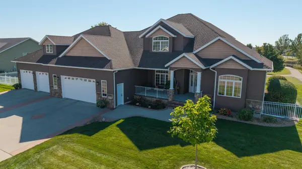 1007 6 AVE NE, Dilworth, MN 56529