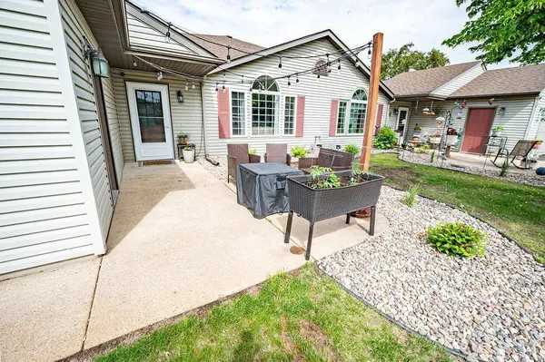 1352 Carriage DR #C, Hudson, WI 54016