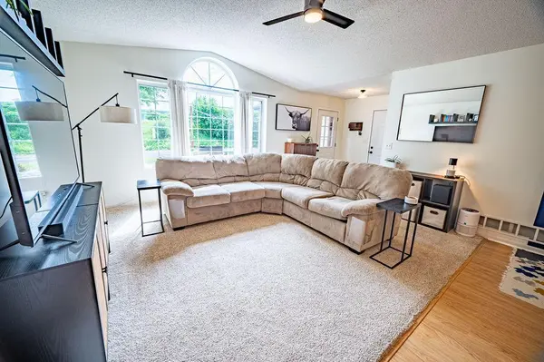 1352 Carriage DR #C, Hudson, WI 54016