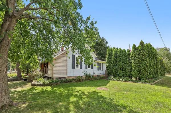 4571 1st AVE, White Bear Lake, MN 55110