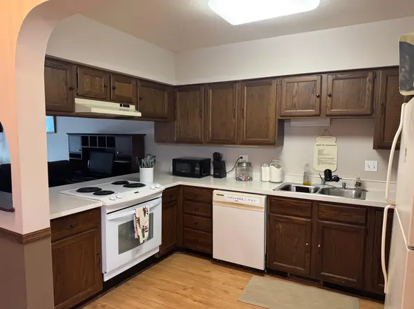 149 Riverview DR #7, Monticello, MN 55362
