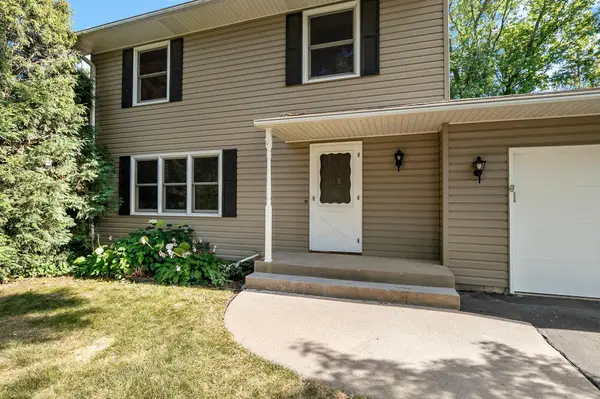 2679 16th TER NW, New Brighton, MN 55112