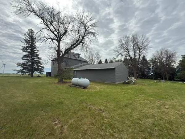 93883 580th AVE, Mountain Lake, MN 56159
