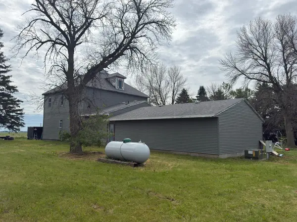 93883 580th AVE, Mountain Lake, MN 56159