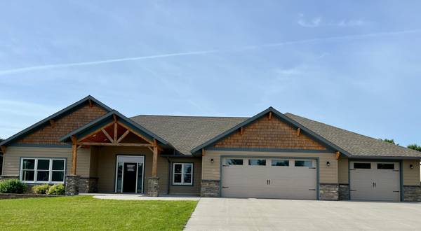 994 North ST, Wabasso, MN 56293
