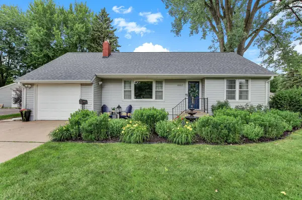 1827 44th AVE NE, Columbia Heights, MN 55421
