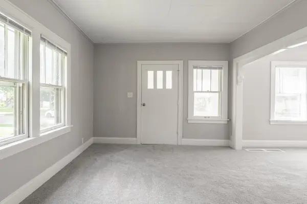 4020 Emerson Avenue N, Minneapolis, MN 55412