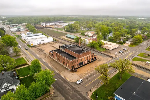 801 6TH AVE E, Alexandria, MN 56308