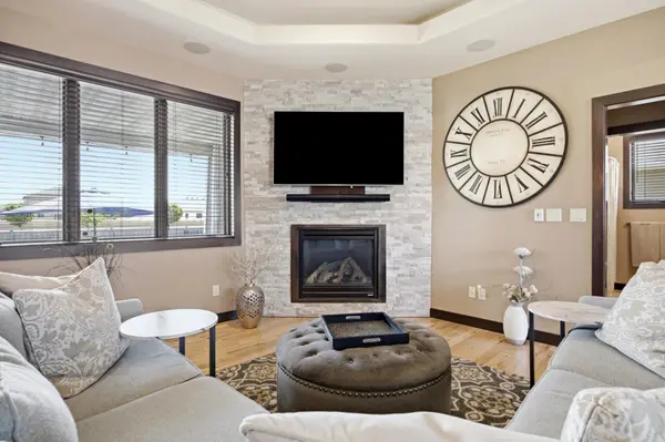 311 39th AVE E, West Fargo, ND 58078
