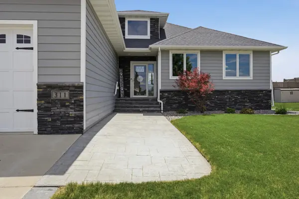 311 39th AVE E, West Fargo, ND 58078