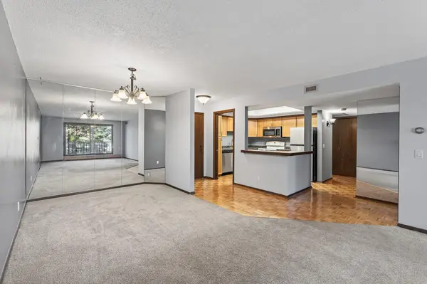 4710 58th AVE N #202, Crystal, MN 55429