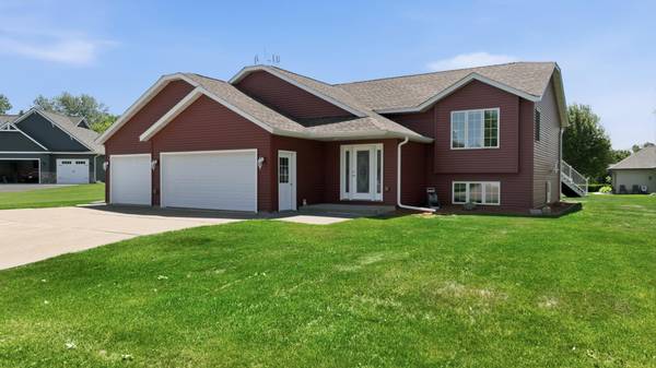 1510 Sabrena CT, Rice Lake, WI 54868