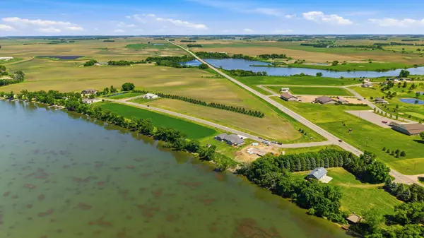 1041 E Grandview DR, Balaton, MN 56115