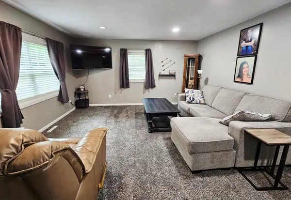 924 N 6th ST, Montevideo, MN 56265