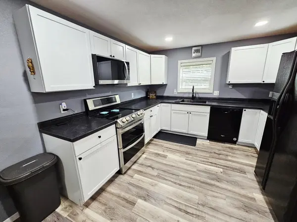 924 N 6th ST, Montevideo, MN 56265