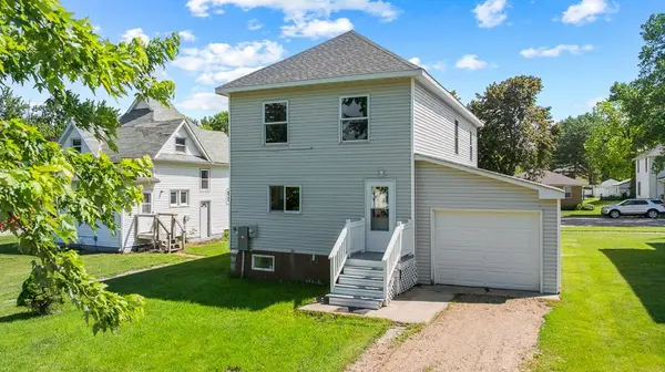 204 1st ST, Russell, MN 56169