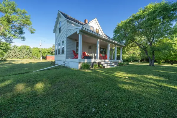 28555 810th AVE, Graceville, MN 56240