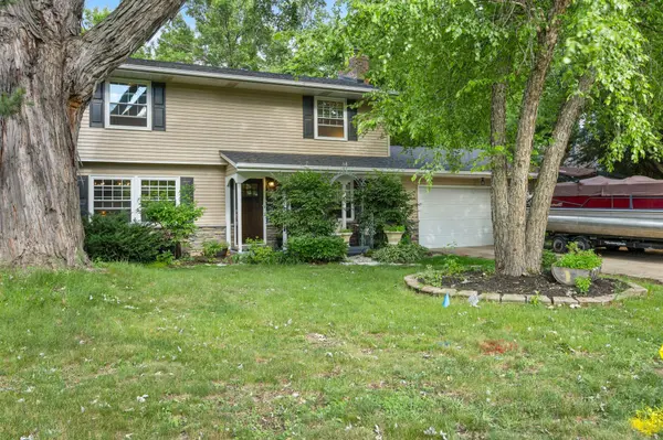 127 16th AVE NW, New Brighton, MN 55112