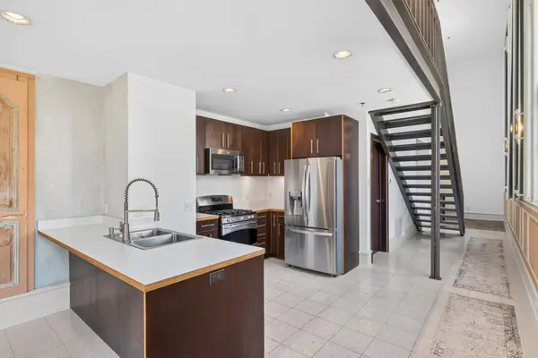 214 4th ST E #101, Saint Paul, MN 55101