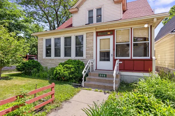 898 Western AVE N, Saint Paul, MN 55117