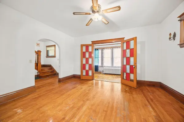 898 Western AVE N, Saint Paul, MN 55117