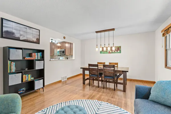 6911 Ticonderoga TRL, Eden Prairie, MN 55346