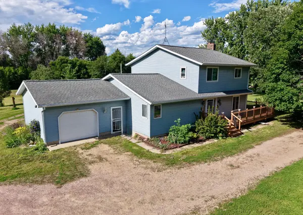 43365 590th AVE, Mountain Lake, MN 56159