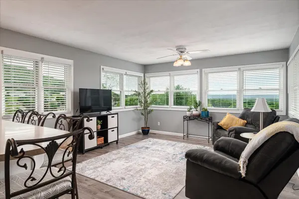 731 N 4th ST, La Crescent, MN 55947