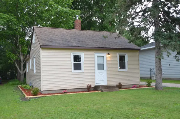318 N Austin AVE, Litchfield, MN 55355