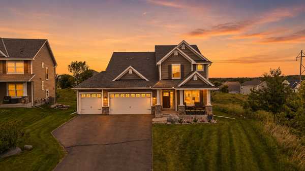 9684 7th ST N, Lake Elmo, MN 55042