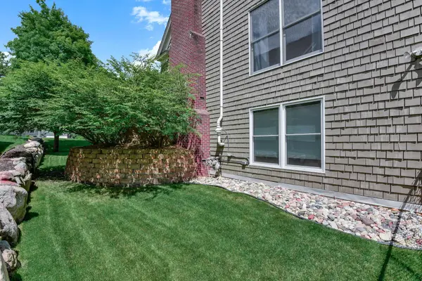 6511 Belmore LN, Edina, MN 55343