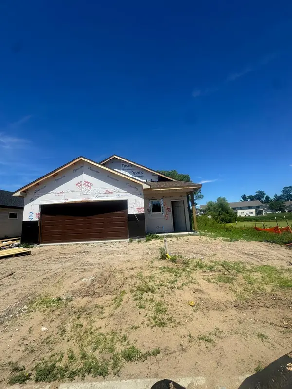 2715 229th LN NW, Saint Francis, MN 55070