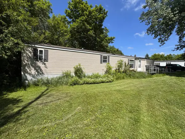 502 3rd ST NE, Milaca, MN 55051
