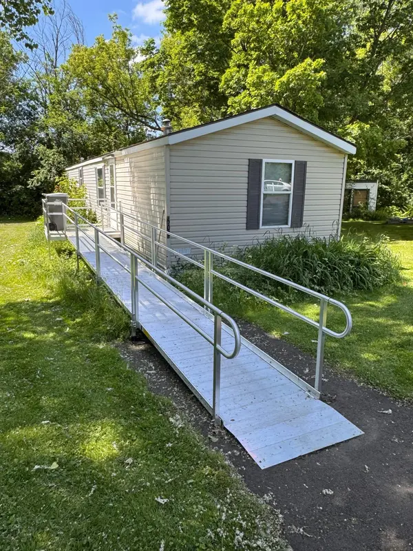 502 3rd ST NE, Milaca, MN 55051