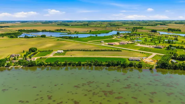 1040 E Grandview DR, Balaton, MN 56115